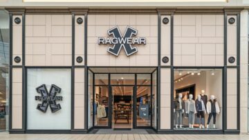 a-photo-of-the-storefront-of-a-ragwear-clothing-st-H2keNSCgTKS4iqhjP9Ctng-3XntuWDUSwuYWSZU0CLNBg